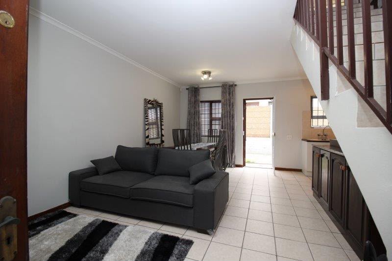 To Let 3 Bedroom Property for Rent in Parklands Western Cape